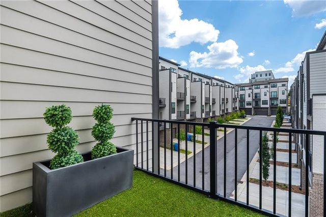 1038 Culpepper Street NW, Atlanta, GA 30318