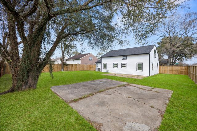 3838 Daphne Street, Houston, TX 77021