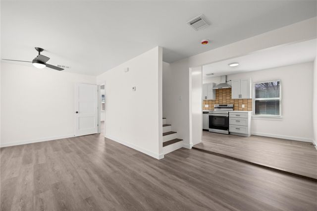 3838 Daphne Street, Houston, TX 77021