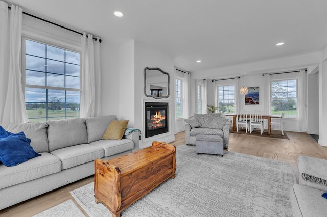 6217 Mast Road, Webster Twp, MI 48130