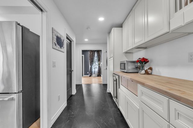 6217 Mast Road, Webster Twp, MI 48130