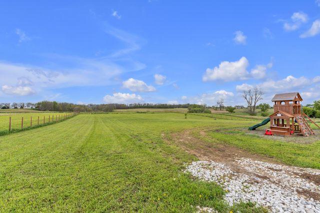 6217 Mast Road, Webster Twp, MI 48130