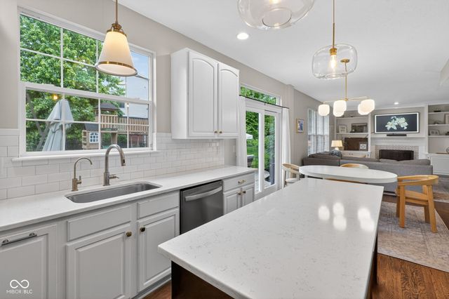5675 Sapphire Drive, Carmel, IN 46033