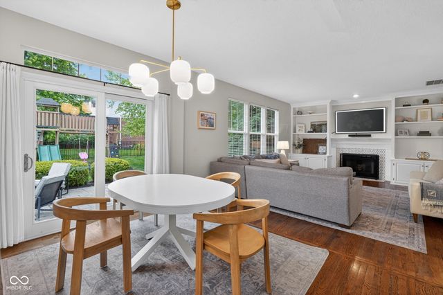 5675 Sapphire Drive, Carmel, IN 46033