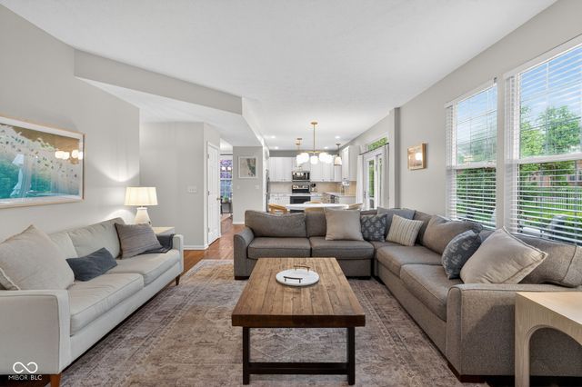 5675 Sapphire Drive, Carmel, IN 46033