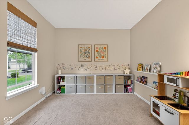 5675 Sapphire Drive, Carmel, IN 46033