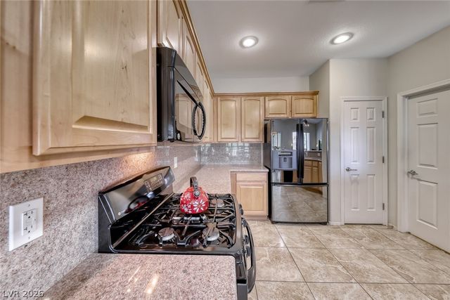 2404 Anderson Park Drive, Henderson, NV 89044