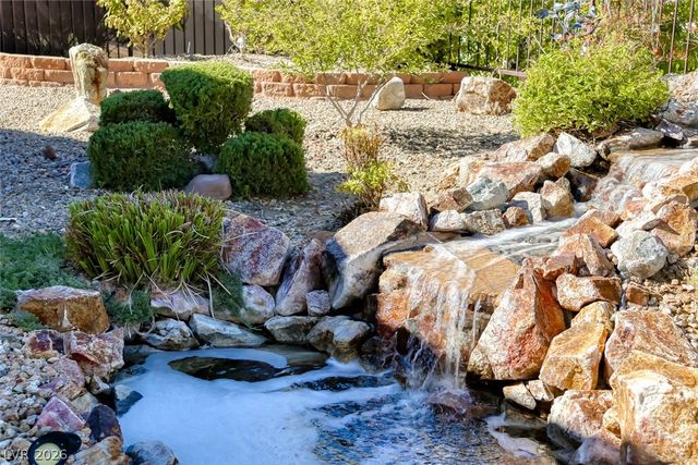 2404 Anderson Park Drive, Henderson, NV 89044