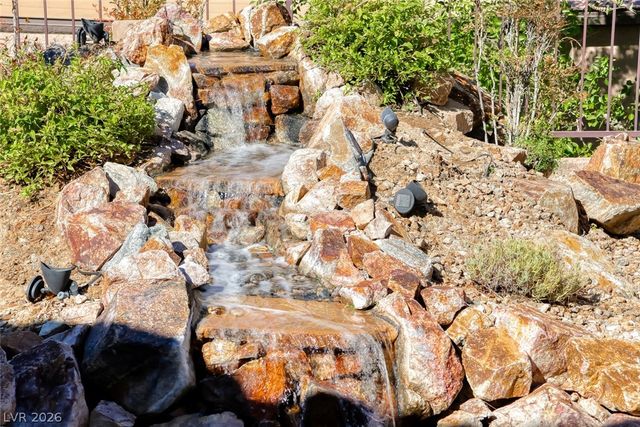 2404 Anderson Park Drive, Henderson, NV 89044
