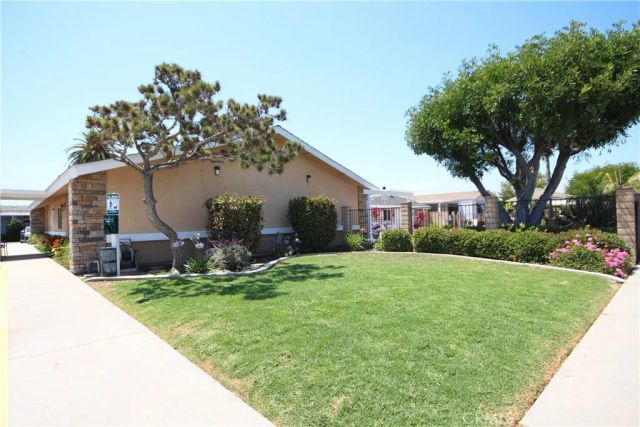 6301 Warner 93, Huntington Beach, CA 92647