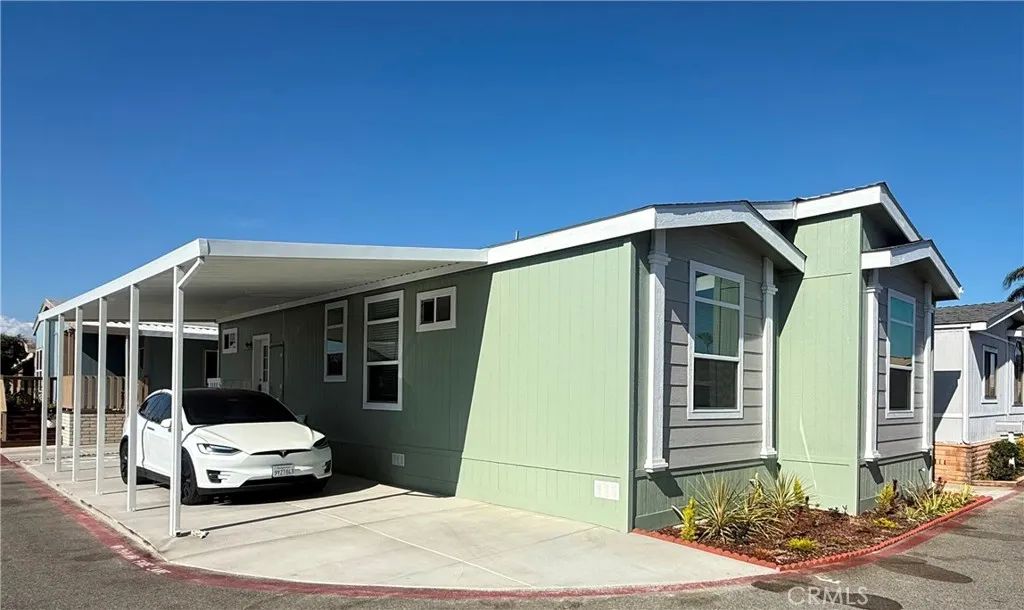 6301 Warner 93, Huntington Beach, CA 92647