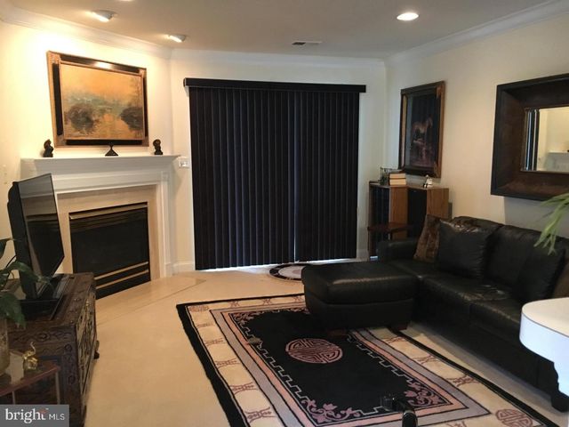 351 WATKINS RD, Pennington, NJ 08534