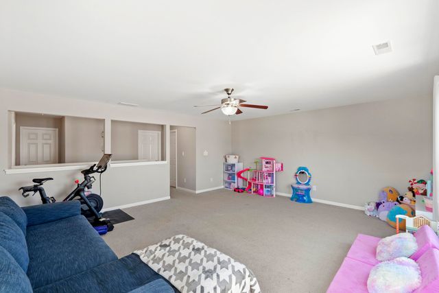 1252 Sawgrass Drive, Griffith, IN 46319