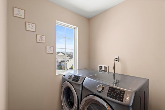 1252 Sawgrass Drive, Griffith, IN 46319