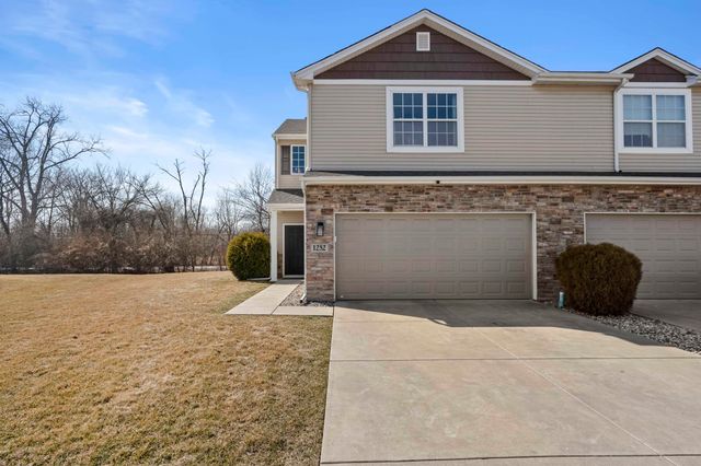 1252 Sawgrass Drive, Griffith, IN 46319