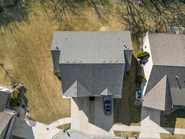 1252 Sawgrass Drive, Griffith, IN 46319