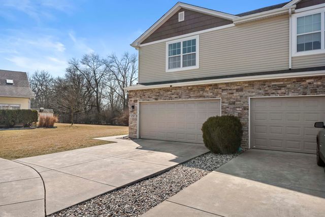 1252 Sawgrass Drive, Griffith, IN 46319