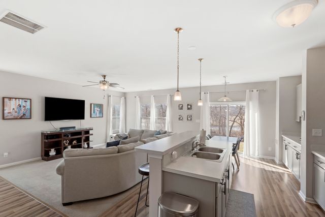 1252 Sawgrass Drive, Griffith, IN 46319