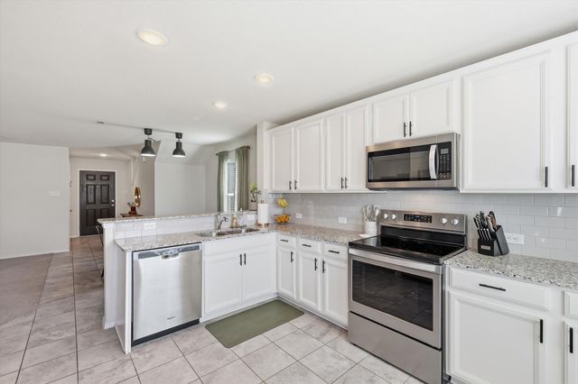 1083 Castroville Drive, Forney, TX 75126