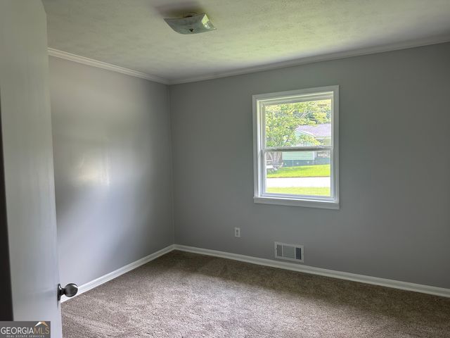 115 1ST Avenue, Griffin, GA 30223