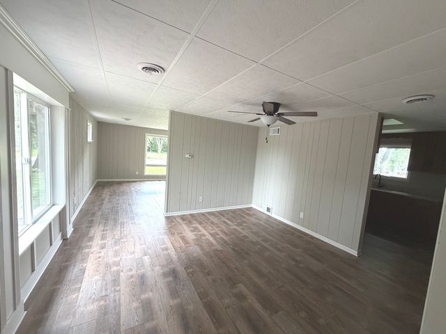 28542 S Walleye Lane, Wilmington, IL 60481