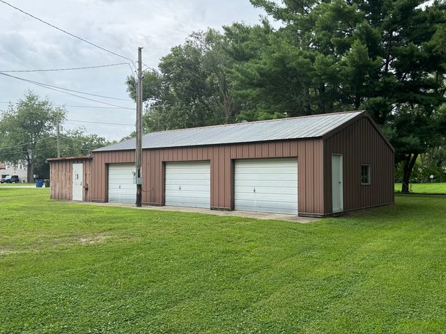 28542 S Walleye Lane, Wilmington, IL 60481