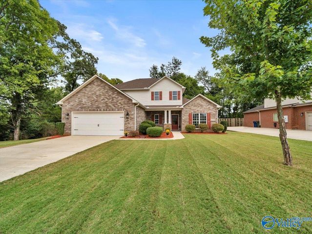 221 Somer Bridge Drive, Huntsville, AL 35811