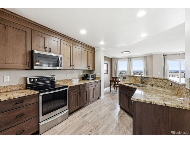 908 Crenshaw St, Castle Rock, CO 80104