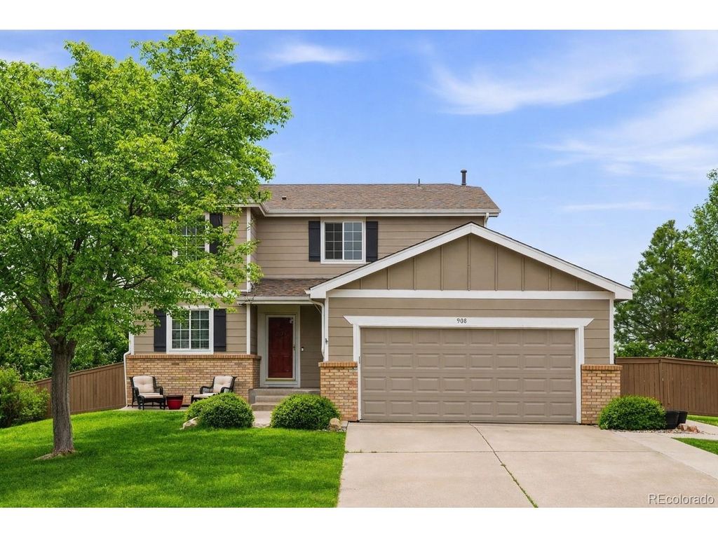 908 Crenshaw St, Castle Rock, CO 80104