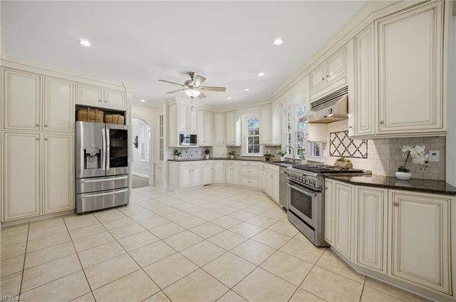 3304 Eagle Nest PT, Virginia Beach, VA 23452