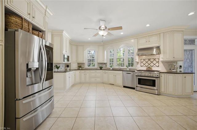 3304 Eagle Nest PT, Virginia Beach, VA 23452