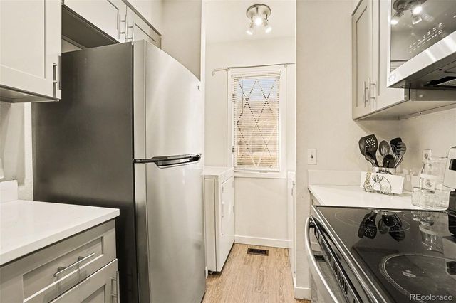 1662 S Idalia Circle N, Aurora, CO 80017