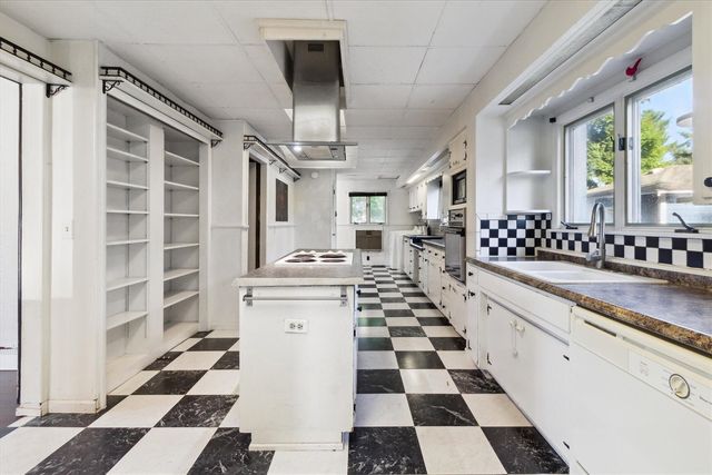 339 N Oak Street, Evart, MI 49631