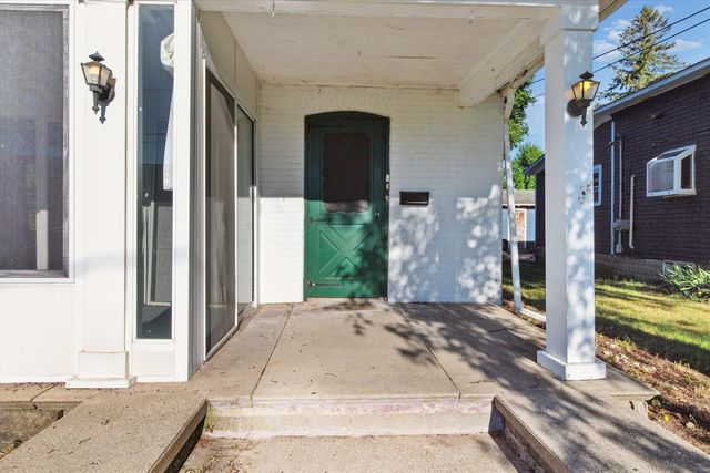 339 N Oak Street, Evart, MI 49631