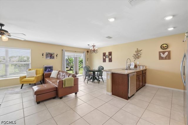 4409 NE 21st PL, Cape Coral, FL 33909