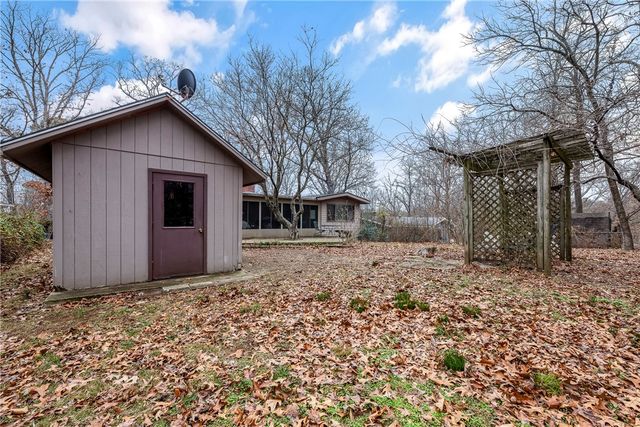 1 Syston Lane, Bella Vista, AR 72714