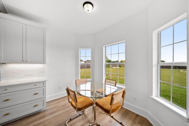 218 Bent Creek Drive, Waxahachie, TX 75165