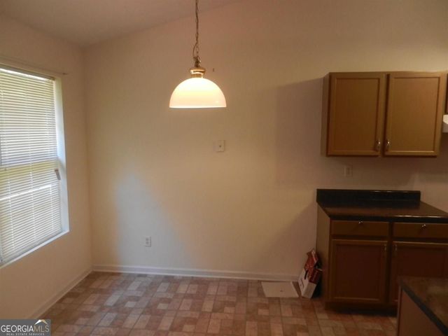 2506 Kris Crossing, Ellenwood, GA 30294