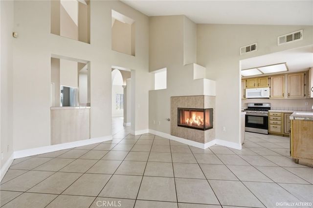 13353 Lakeport, Moreno Valley, CA 92555