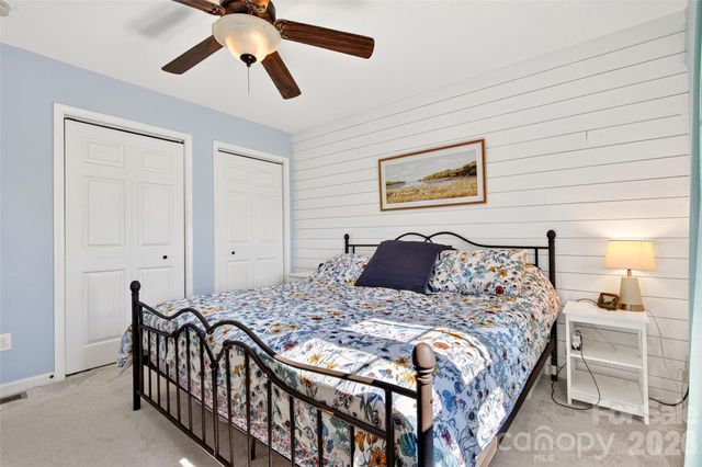 12 Jubilee Circle, Black Mountain, NC 28711