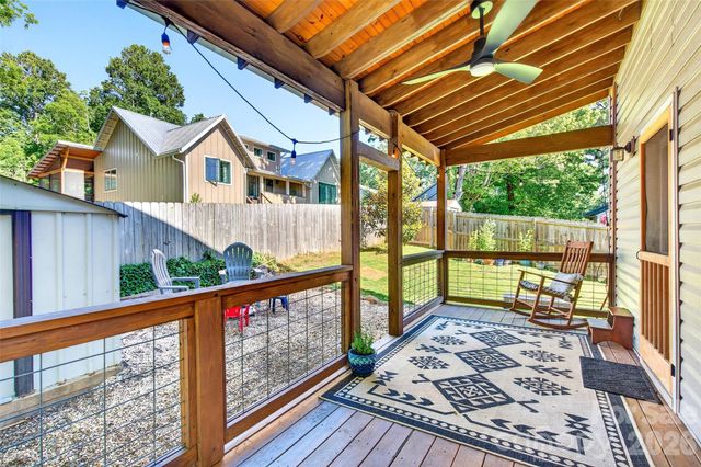12 Jubilee Circle, Black Mountain, NC 28711