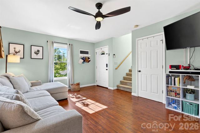 12 Jubilee Circle, Black Mountain, NC 28711
