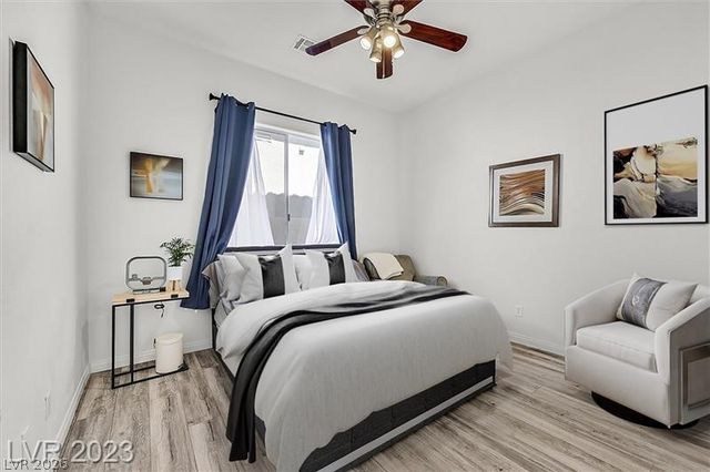 8086 Lapis Harbor Avenue, Las Vegas, NV 89117