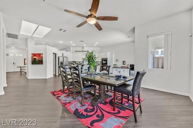 8086 Lapis Harbor Avenue, Las Vegas, NV 89117