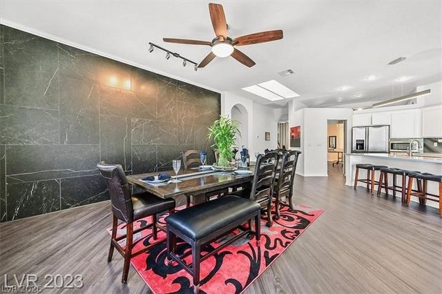 8086 Lapis Harbor Avenue, Las Vegas, NV 89117