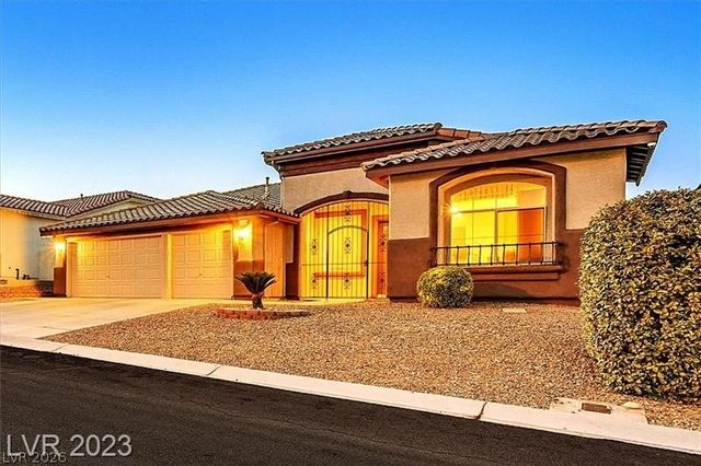 8086 Lapis Harbor Avenue, Las Vegas, NV 89117