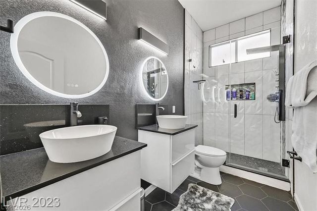 8086 Lapis Harbor Avenue, Las Vegas, NV 89117