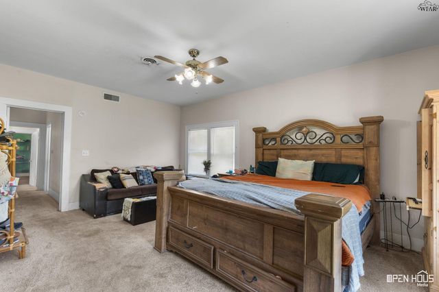 2001 VICTORY AVENUE, Wichita Falls, TX 76301