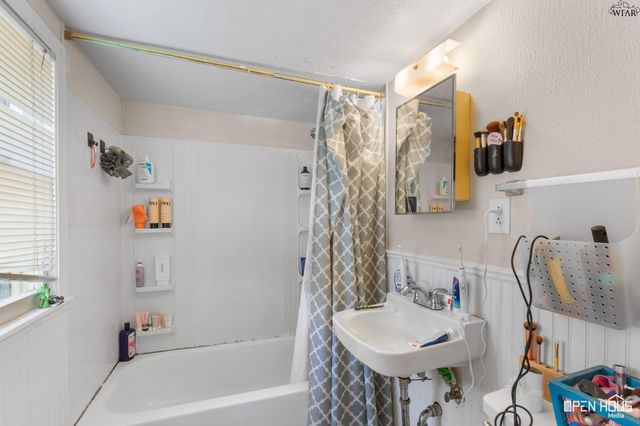 2001 VICTORY AVENUE, Wichita Falls, TX 76301