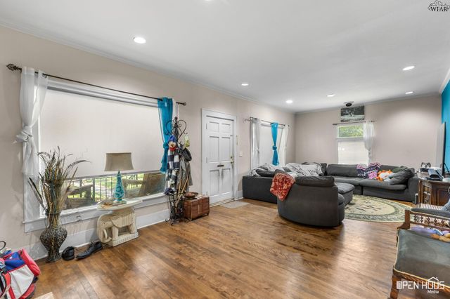 2001 VICTORY AVENUE, Wichita Falls, TX 76301